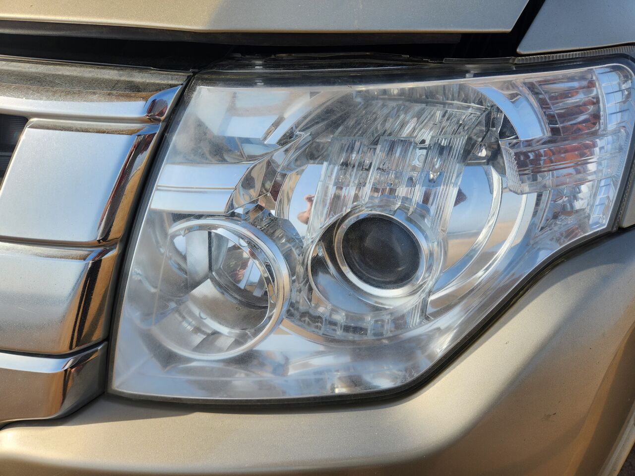 Rabigh, Vehicles, Cars & Trucks , SAR 56000,  Mitsubishi Pajero,  2017,  Automatic,  106000 KM,  Pajero  Low Mikage Good