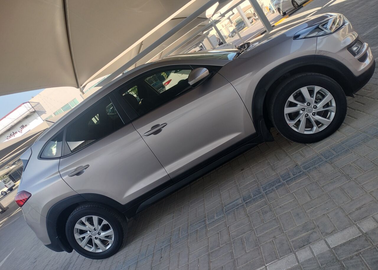 Manama, Vehicles, Cars & Trucks , Hyundai Tucson,  2020,  Automatic,  100000 KM,
