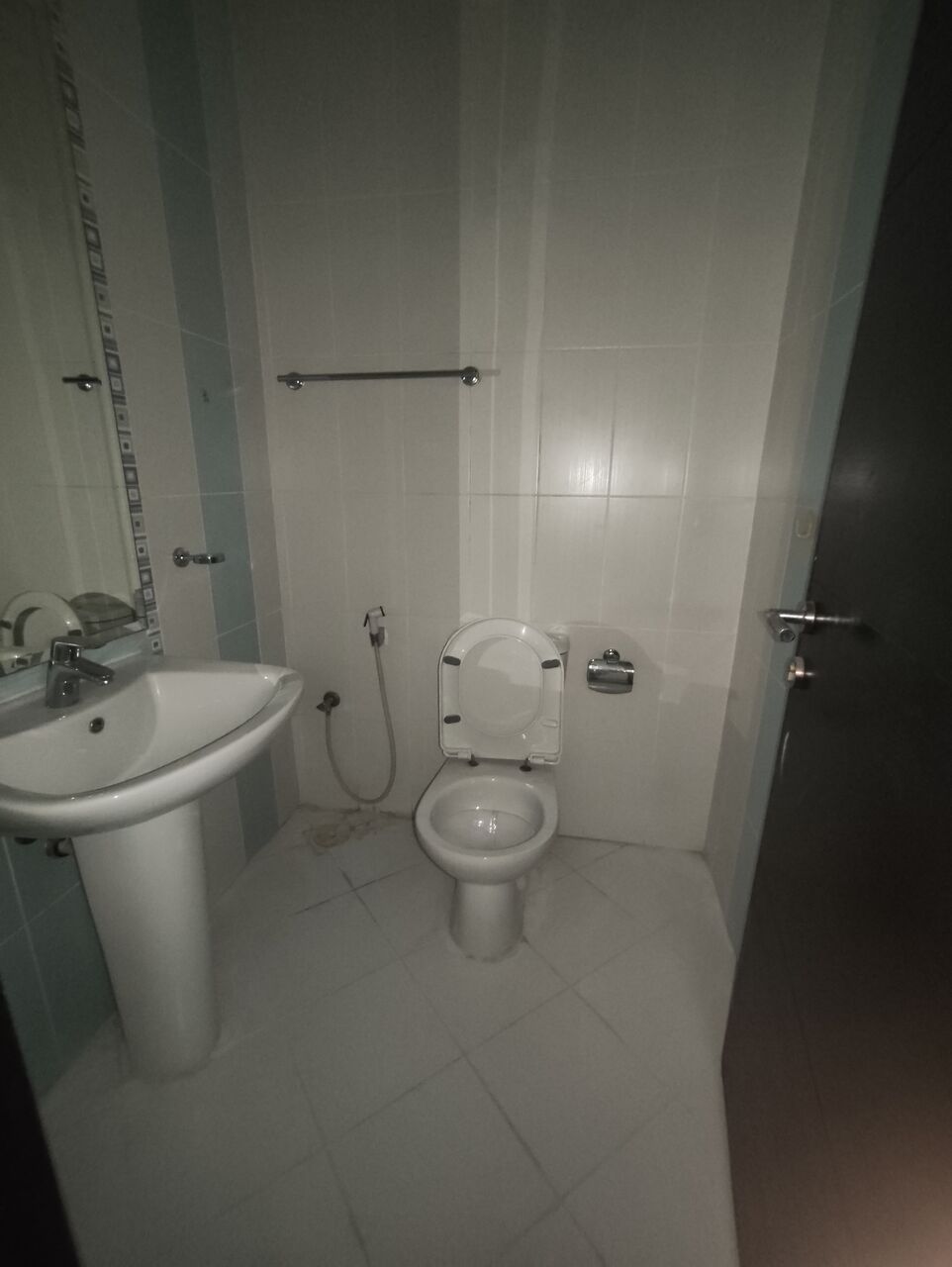 Adliya, Apartments, Flats, Houses & Villas, BHD 500/year,  3 BR,  Gorgeous Fully Furnished 3 Bhk Flat At Adliya Just For 500 Bhd