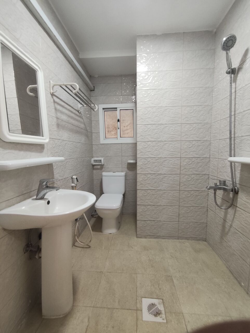 Segaya, Apartments, Flats, Houses & Villas, BHD 140/year,  1 BR,  Gorgeous Semi Furnished Studio Flat At Segaya Walk Just For 140 Bhd
