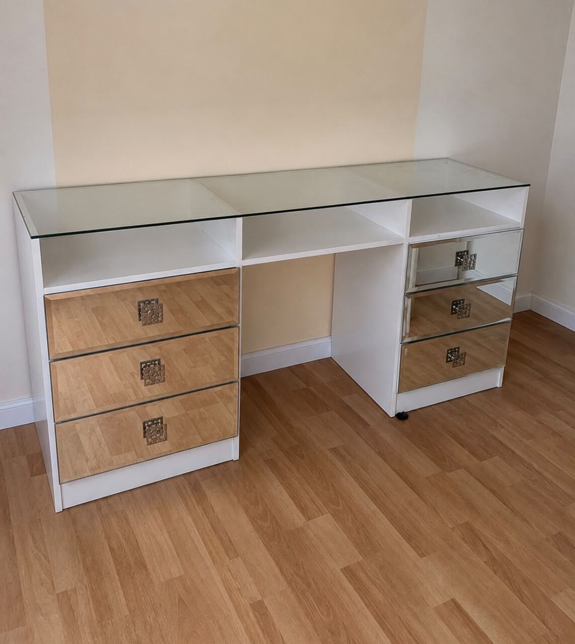 Riyadh, Furniture, SAR 1200,  6 Door Wardrobe, Coat, Mattress And Side Table