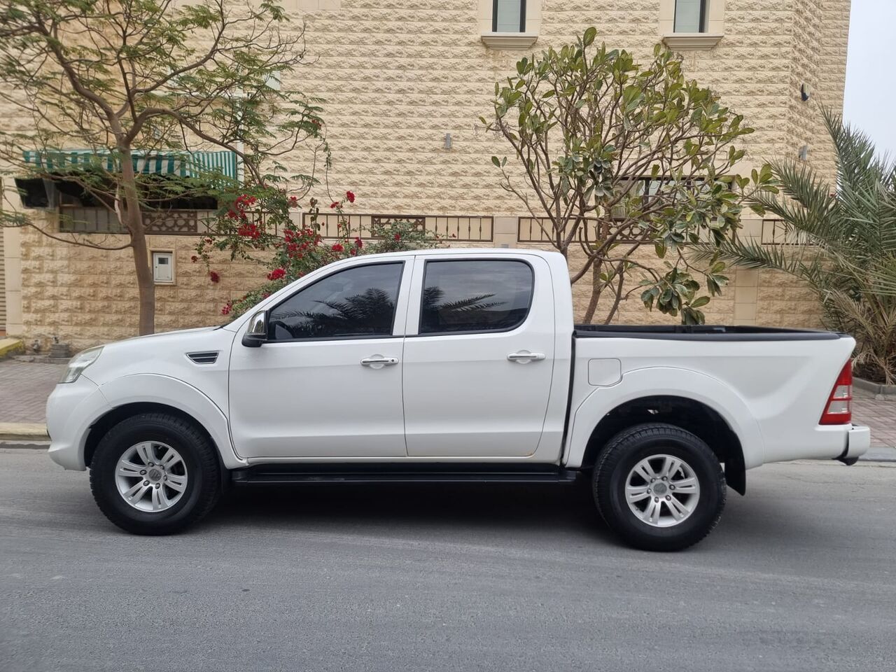 Manama, Vehicles, Cars & Trucks , BHD 2000,  BAIC Foton Tunland Pickup Dubble Cabain Well Mantaine,  2019,  Manual,  70000 KM,