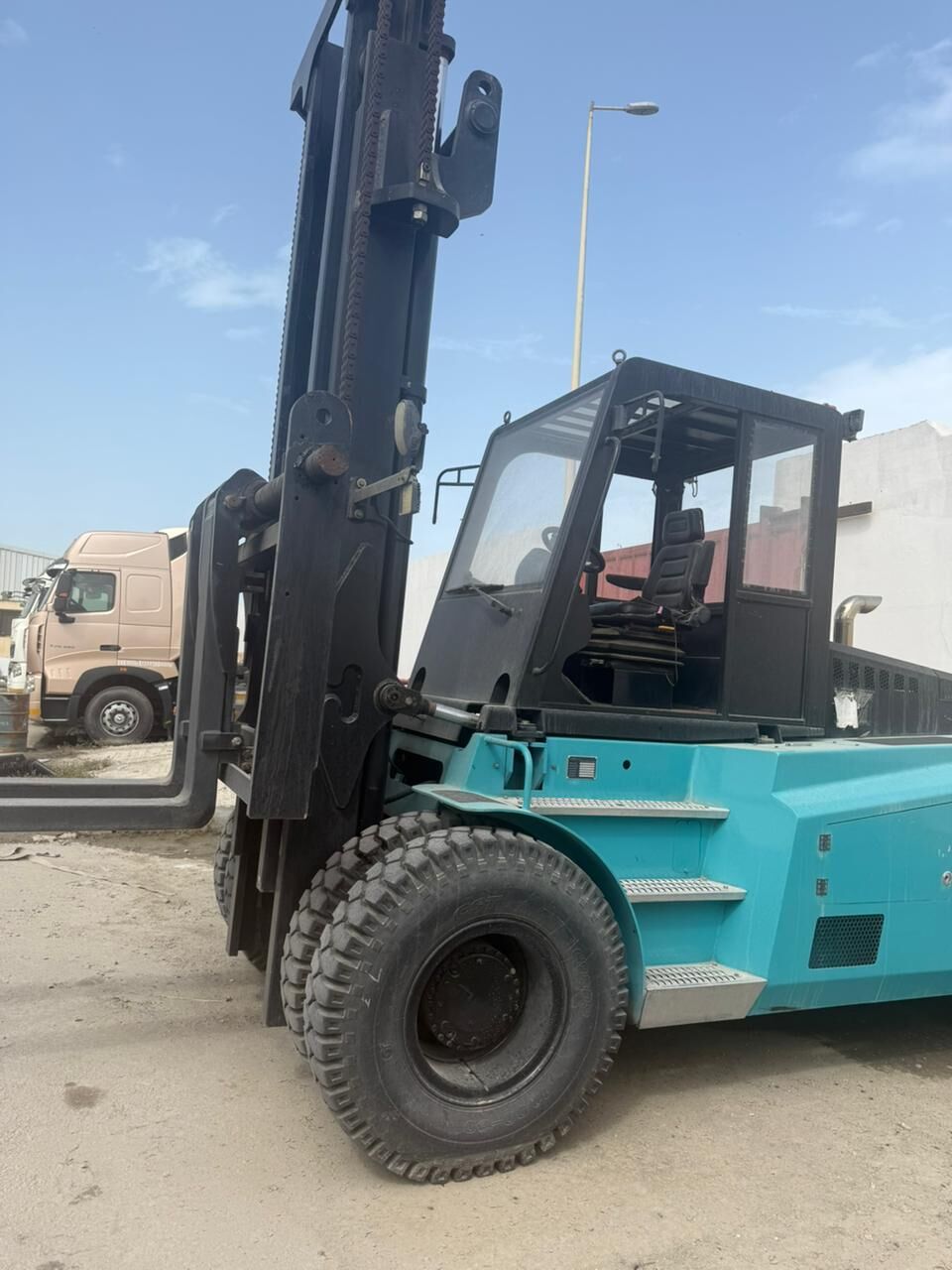 Yanbu, Heavy Equipment, SAR 1000,  16 Tone FORKLIFT FOR SALE
