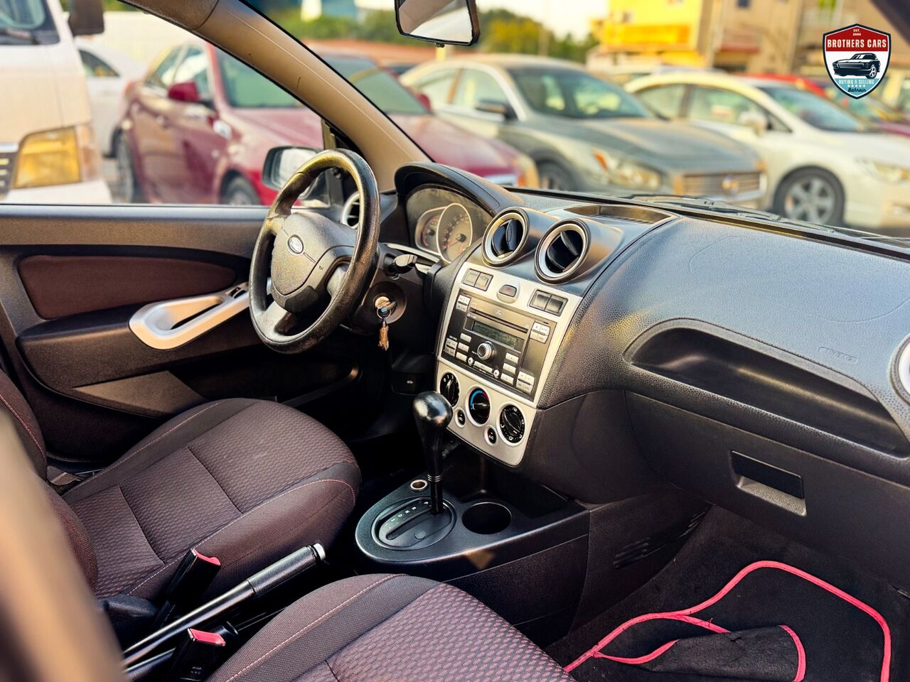 Manama, Vehicles, Cars & Trucks , BHD 1000,  FORD FIGO,  2012,  Automatic,  115000 KM,   HATCH BACK  MODEL FOR SALE