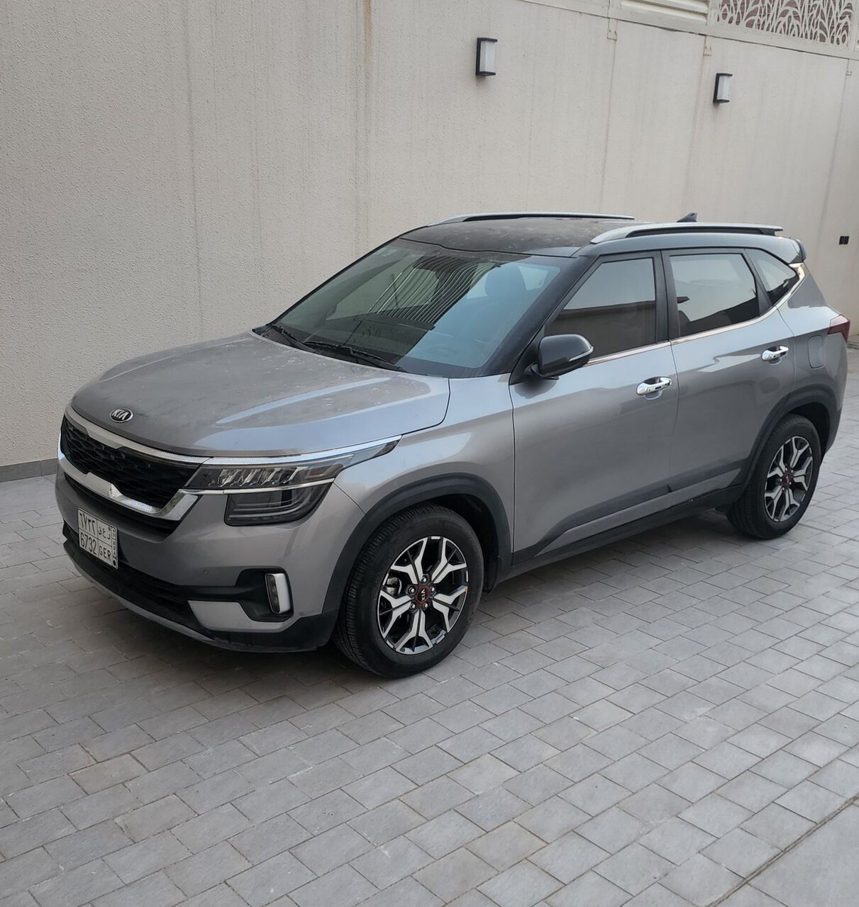 Riyadh, Vehicles, Cars & Trucks , SAR 47000,  Kia Seltos EX,  2020,  Automatic,  102000 KM,  Kia Seltos   One Owner