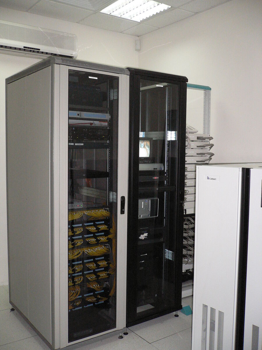 Riyadh, Security, Install CCTV Security Cameras And Security Systems And Network(lan, Wifi)