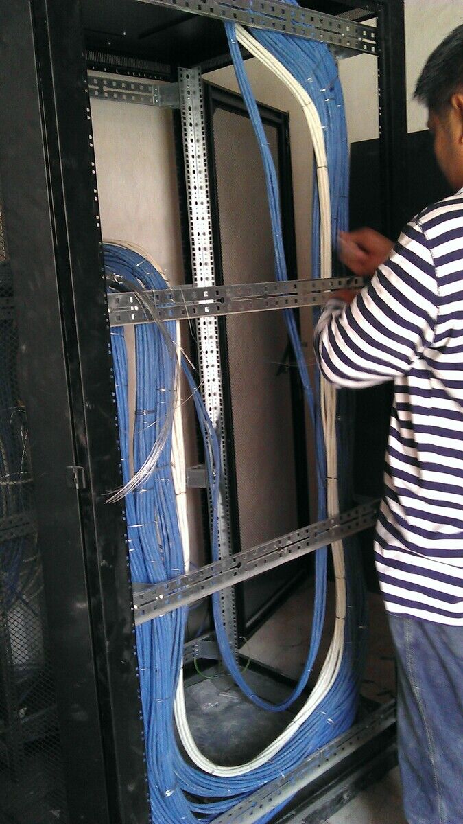 Riyadh, Security, Install CCTV Security Cameras And Security Systems And Network(lan, Wifi)