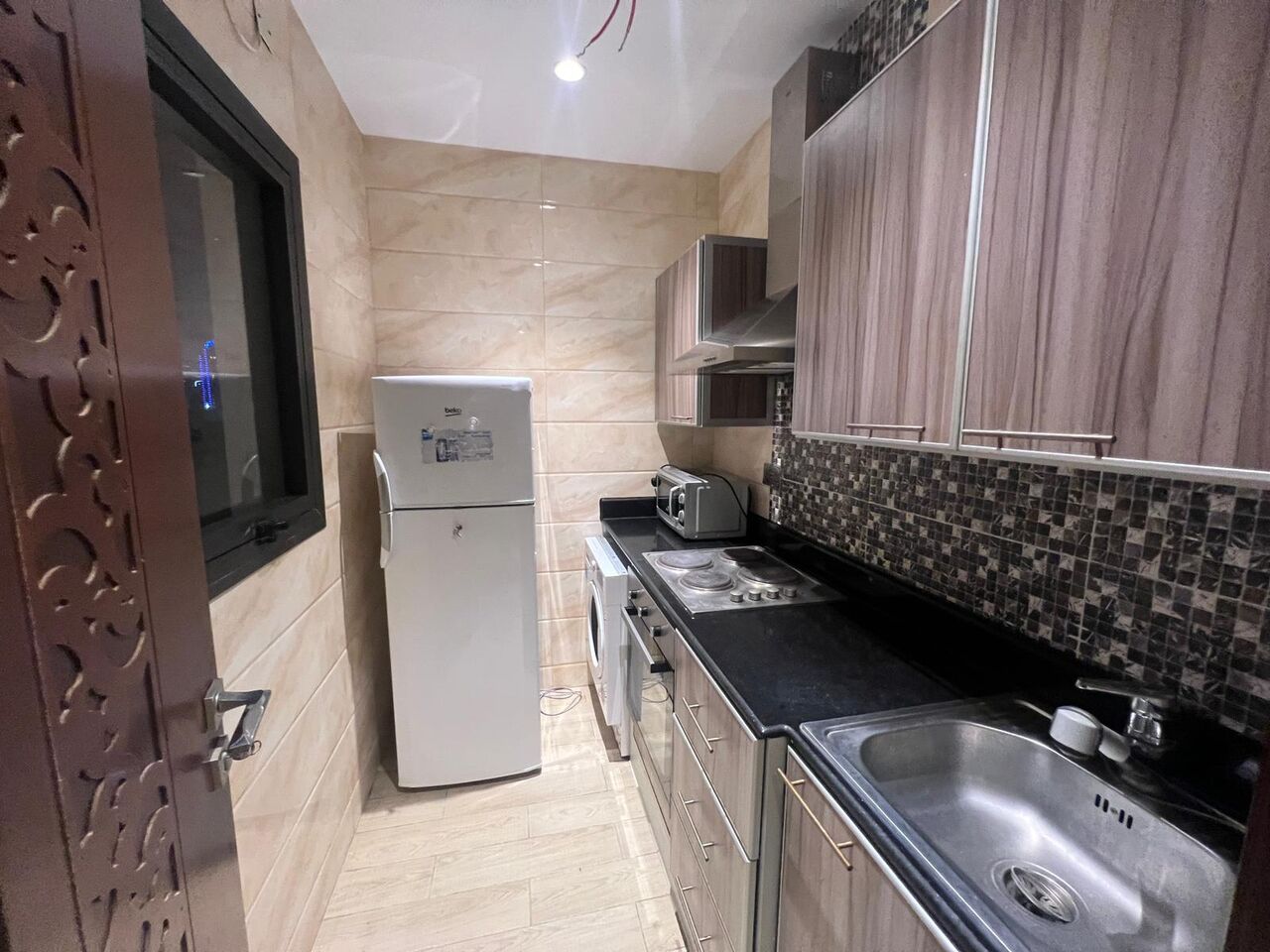Burhama, Apartments, Flats, Houses & Villas, BHD 250/month,  Furnished,  1 BR,  Apartment For Rent In Burhama | Shared Pool & Gym | Near Seef