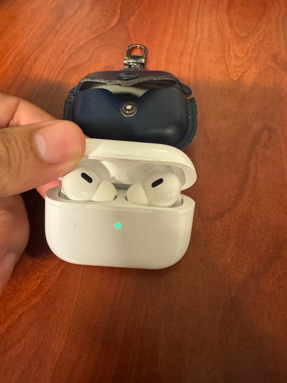 Jeddah, Mobile Phones, SAR 750,  Apple Air Pods Pro SR 750 (2nd Generation) For Sale