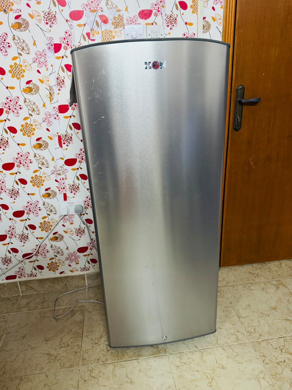 Manama, Household Items, BHD 65,  🚨 Urgent Sale – Zen Refrigerator - BHD 65