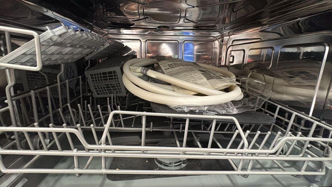 Riyadh, Appliances, Modern Dishwasher