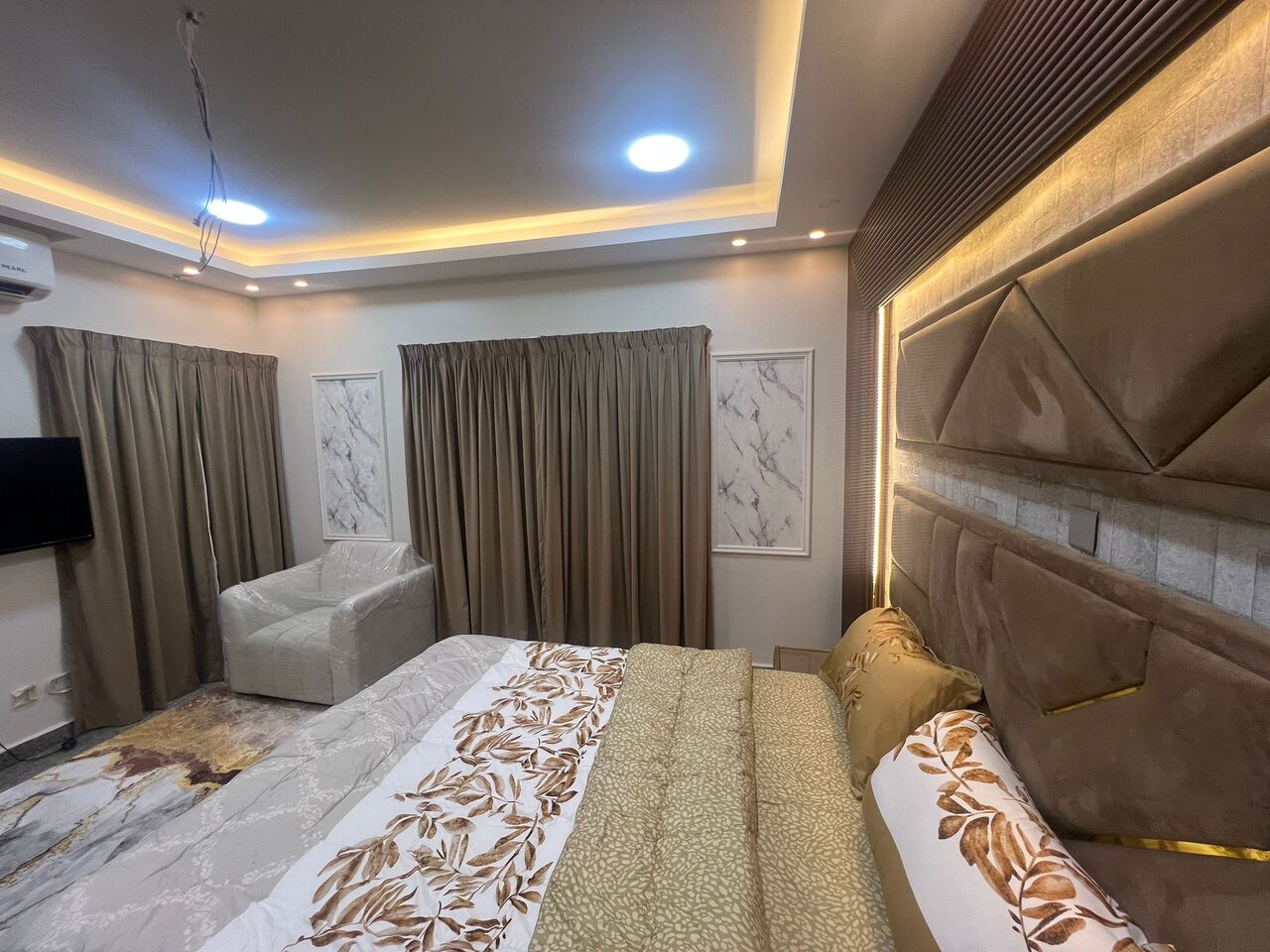 Al Seef, Apartments, Flats, Houses & Villas, BHD 200/month,  Furnished,  Studio,  Renovated Studio Apartment For Rent In Seef (Without Kitchen)