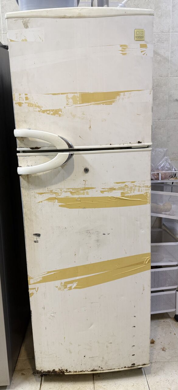 Dhahrat Laban, Appliances, SAR 300,  Refrigerator Working And Cooling Well