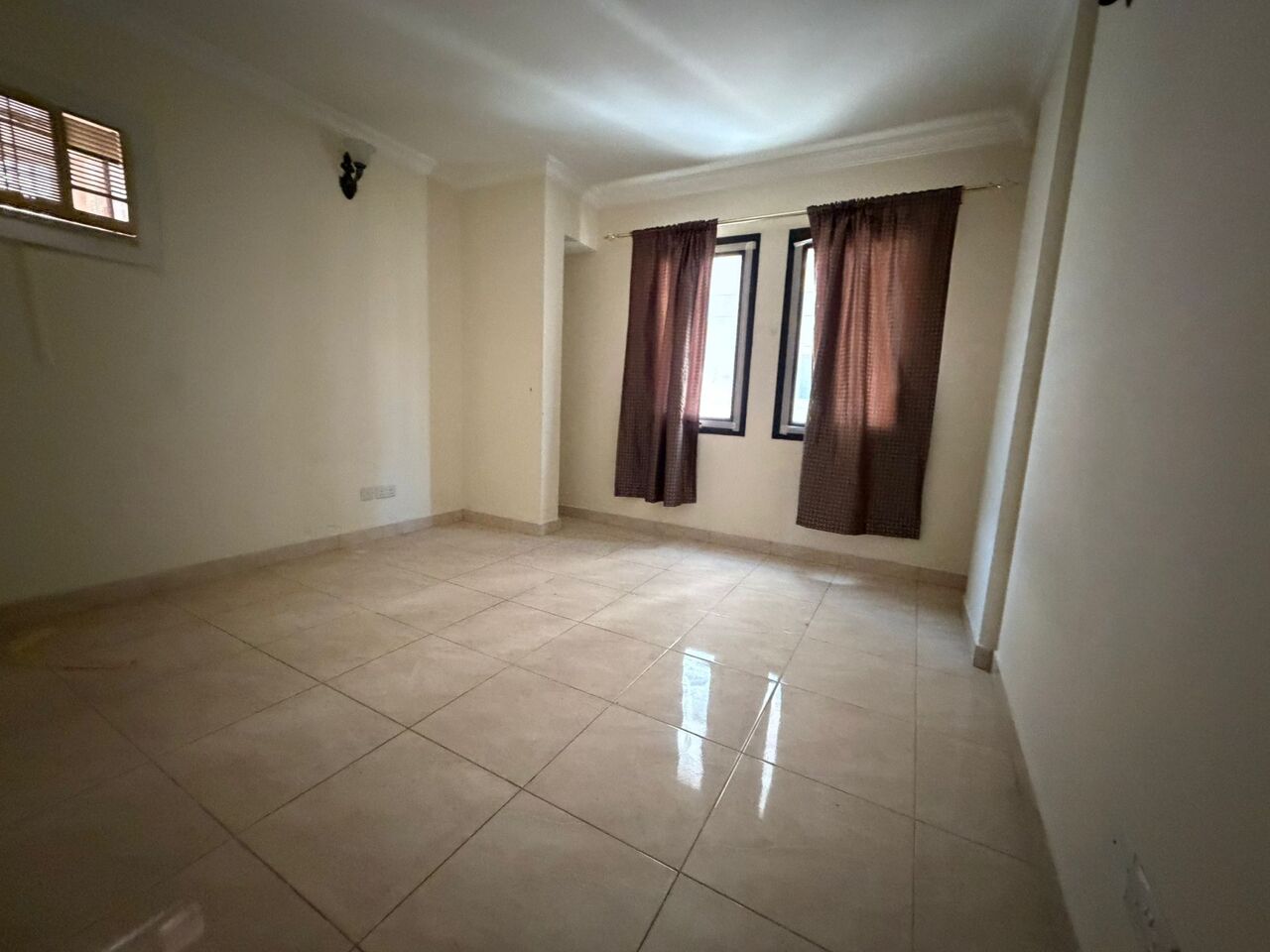 Adliya, Apartments, Flats, Houses & Villas, BHD 230/month,  Furnished,  3 BR,  Semi-Furnished Apartment For Rent In Adliya | Near McDonald