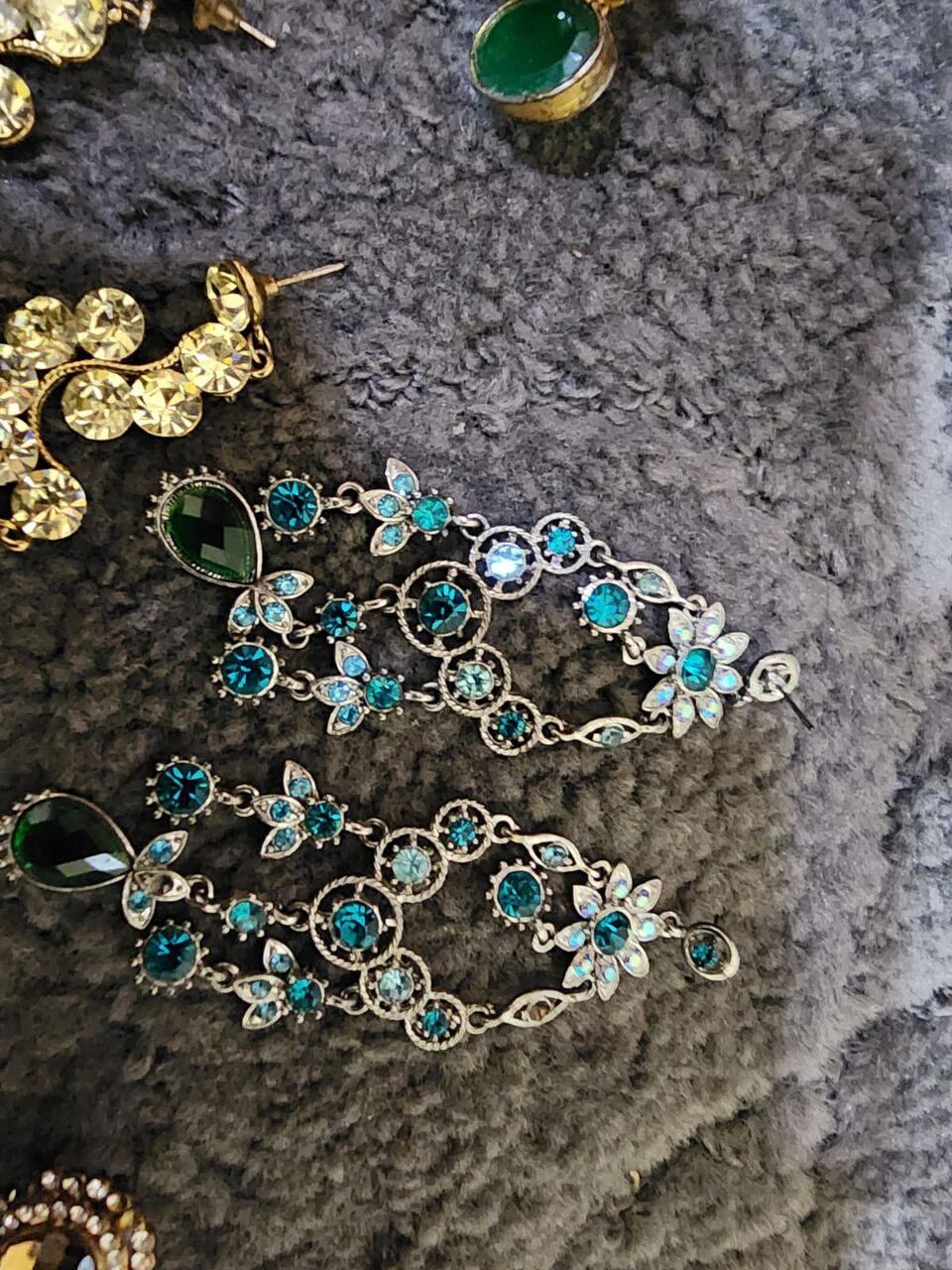Jubail, Jewelry, SAR 100,  Artificial Indian Jwellery Set, Bangles And Chooriyan