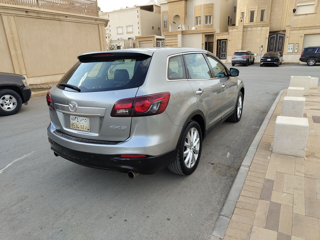Riyadh, Vehicles, Cars & Trucks , SAR 40000,  Mazda CX-9,  2015,  Automatic,  309000 KM,  Mazda Cx9 Family Car