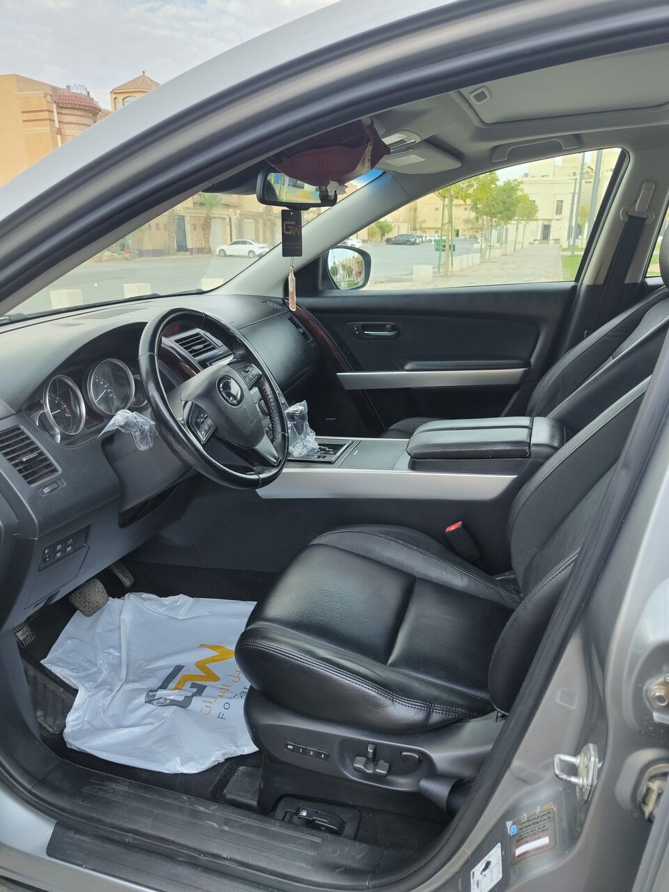 Riyadh, Vehicles, Cars & Trucks , SAR 40000,  Mazda CX-9,  2015,  Automatic,  309000 KM,  Mazda Cx9 Family Car