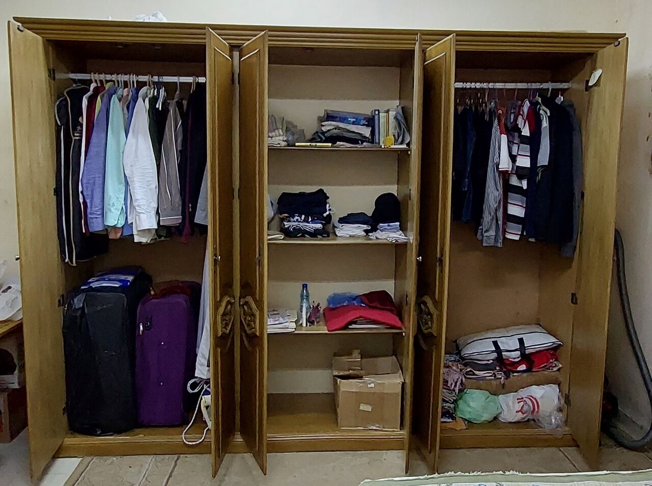 Al Thuqbah, Furniture, SAR 500,  6 Door Strong Cupboard For Sale