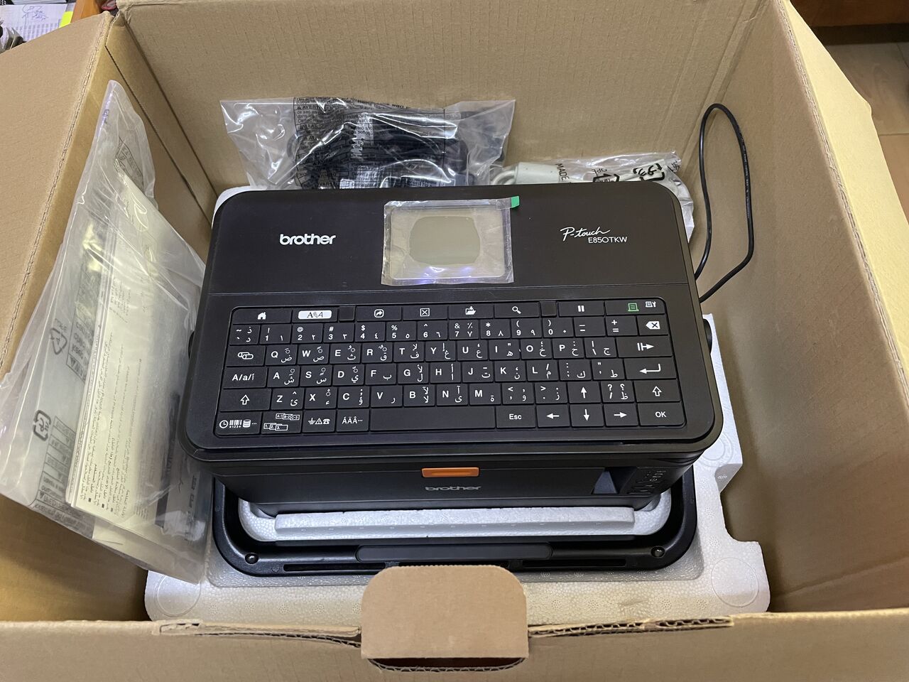 Jeddah, Electronics, SAR 1500,  Brother P‑touch E850TKWLI Label Printer (Excellent Condition)