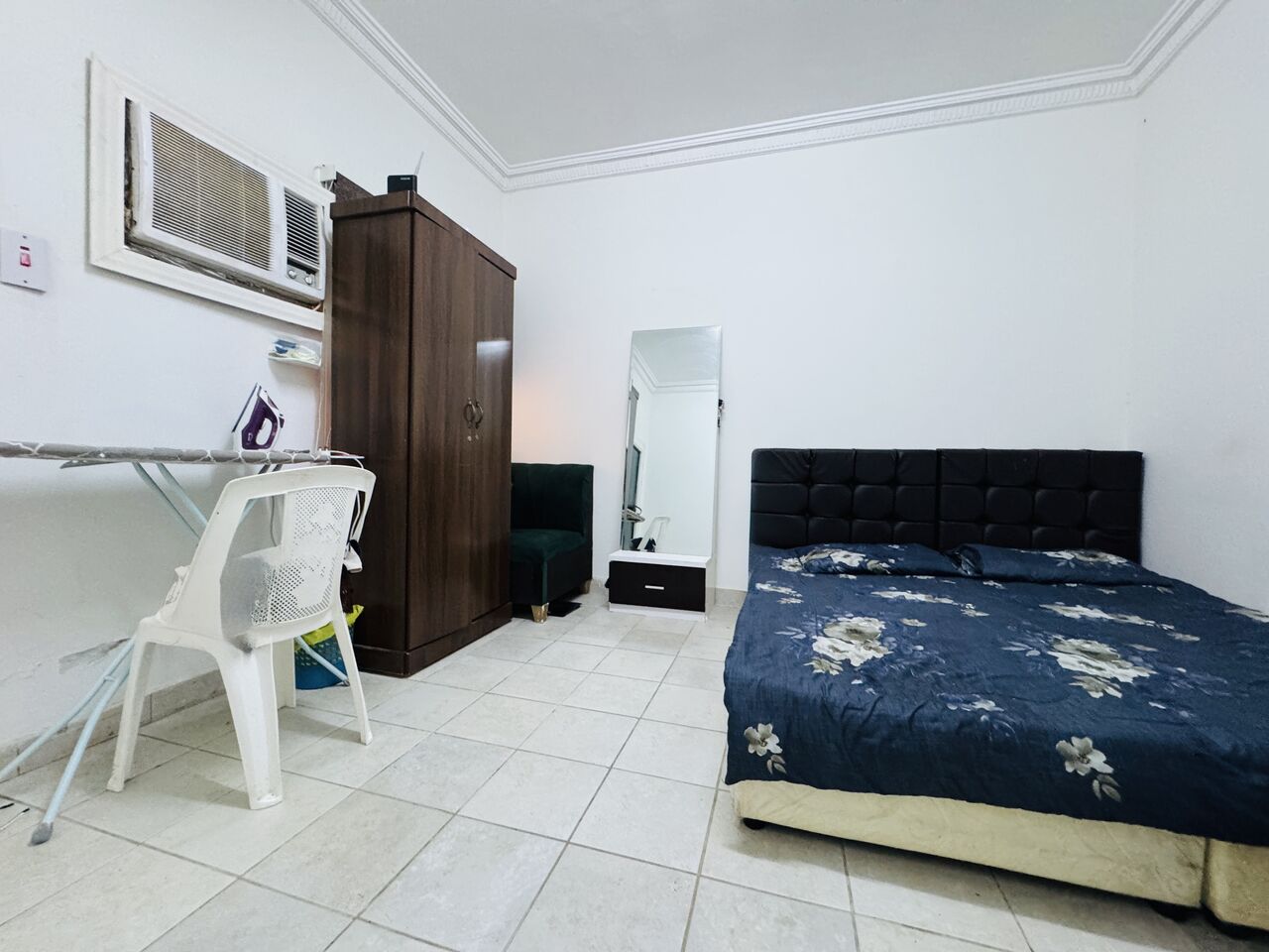Jeddah, Rooms for Rent, SAR 780/month,  Furnished,  🏠 Single  Room For Rent – Executive Bachelor