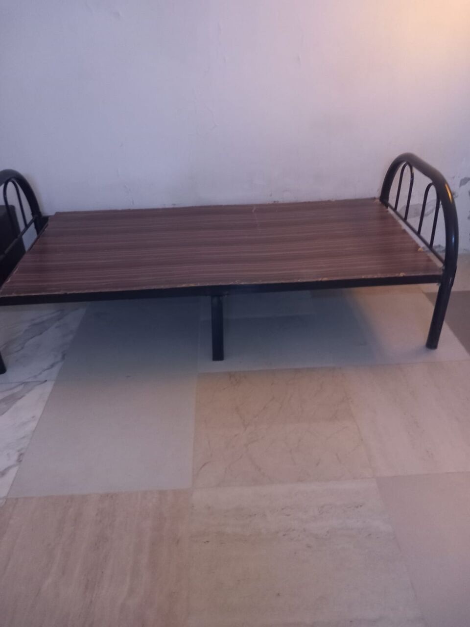 Manama, Furniture, BHD 6,  COT FOR SALE