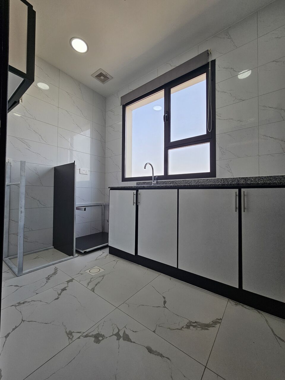Salmaniya, Apartments, Flats, Houses & Villas, 2BHK FAMILY FLAT, New Building, PRICE. 230 BD, With EWA &DEDICATED PARKING.