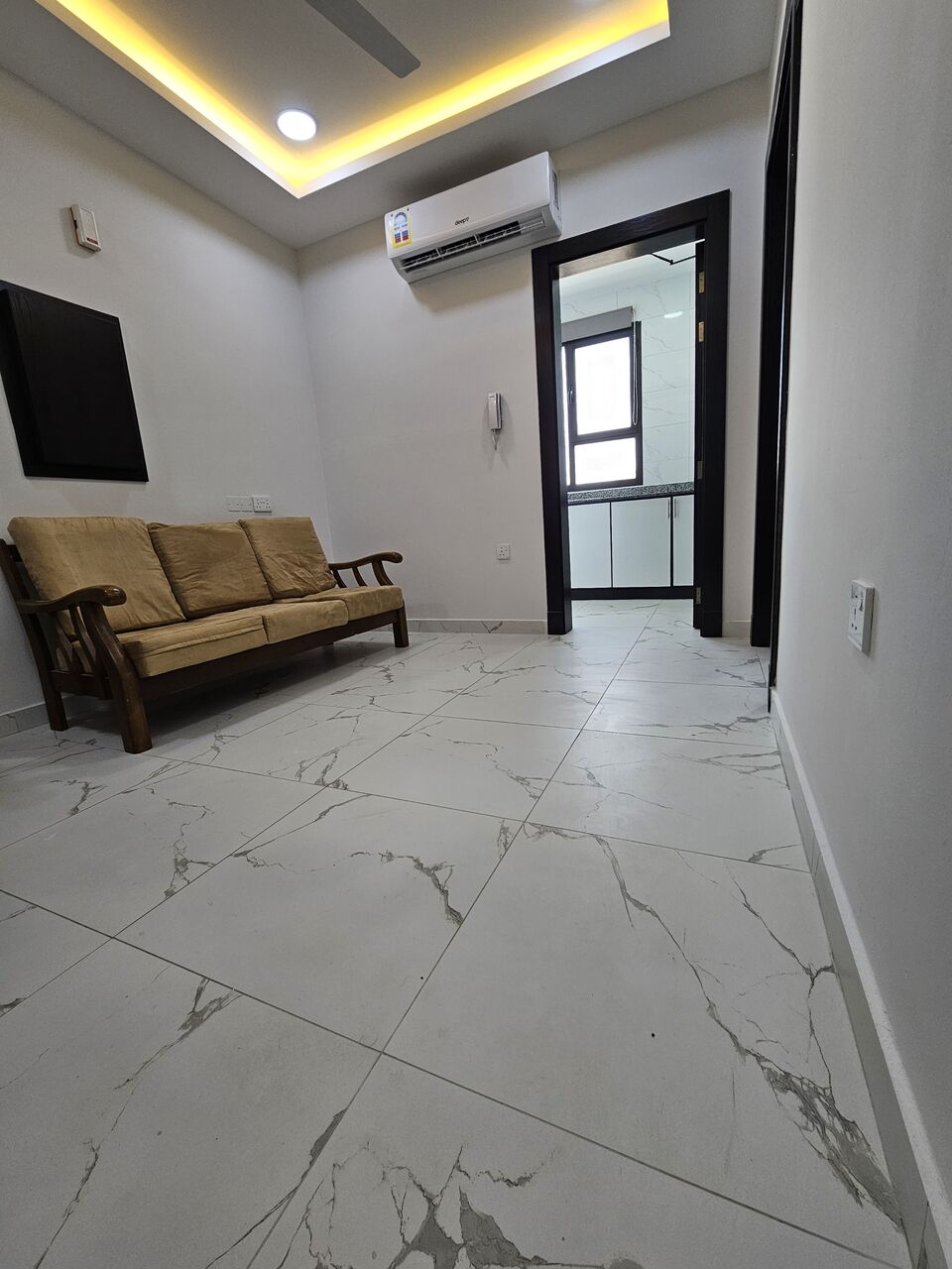 Salmaniya, Apartments, Flats, Houses & Villas, 2BHK FAMILY FLAT, New Building, PRICE. 230 BD, With EWA &DEDICATED PARKING.