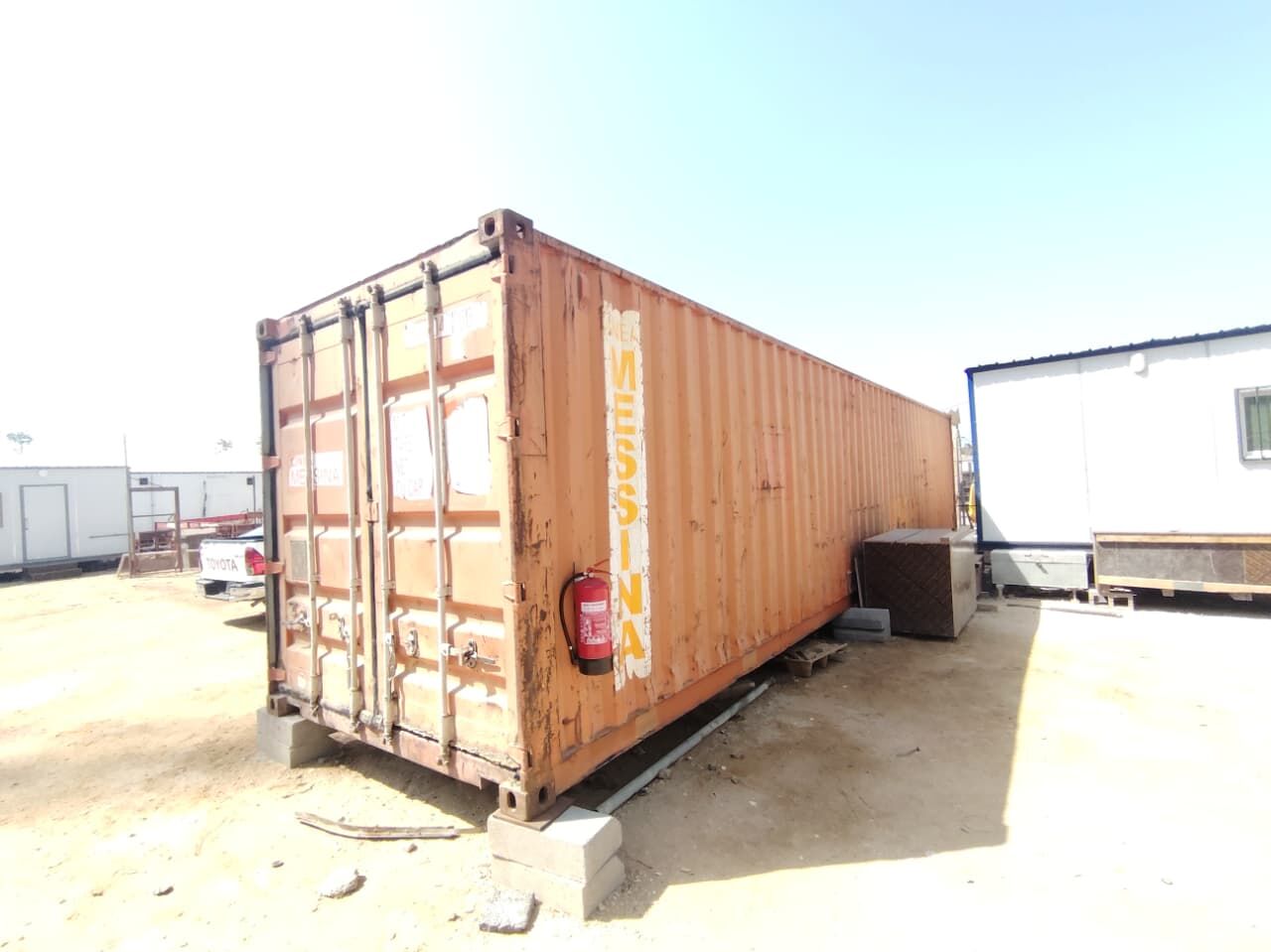 Jeddah, Household Items, SAR 1,  Ac, Bed, Almirah, Cabinet, Table, Chair Washing Machine, Etc... Total Material For Sell