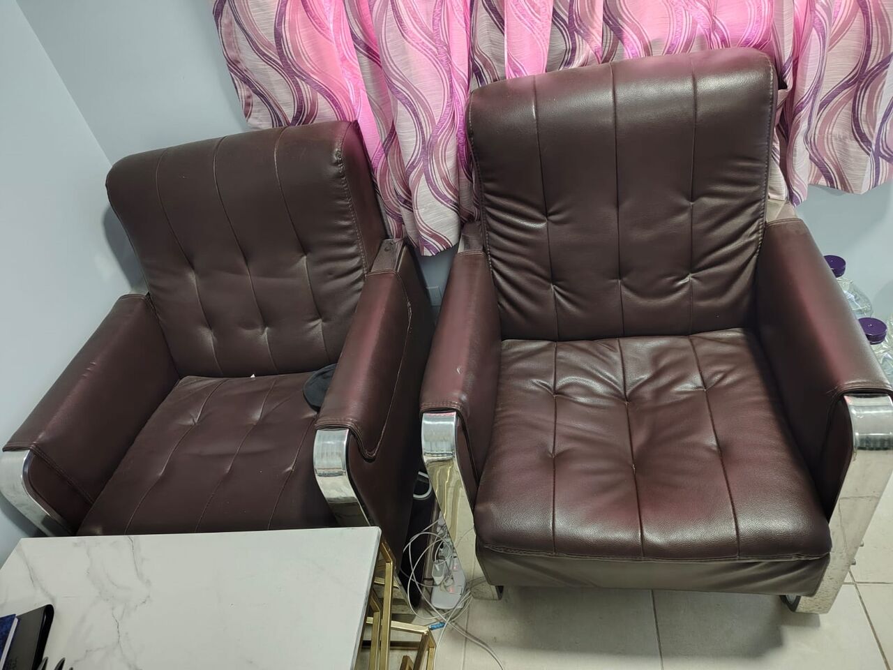 Jubail, Household Items, SAR 200,  6 MONTH USED MATTRESS WITH 2 LEATHER CHAIRS FREE