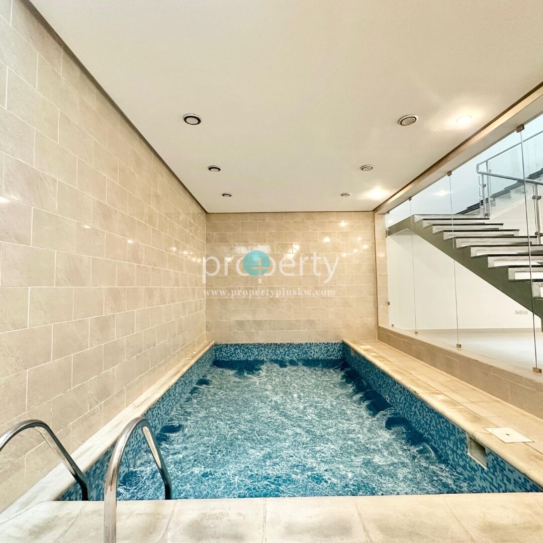 Kuwait City, Villas, KWD 1500,  Spacious Triplex With Pool For Rent In Zahra