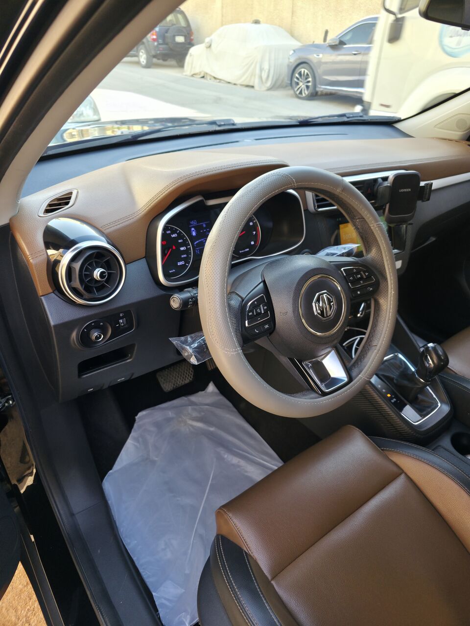 Riyadh, Vehicles, Cars & Trucks , SAR 29000,  Mg ZS,  2019,  Null,  152000 KM,