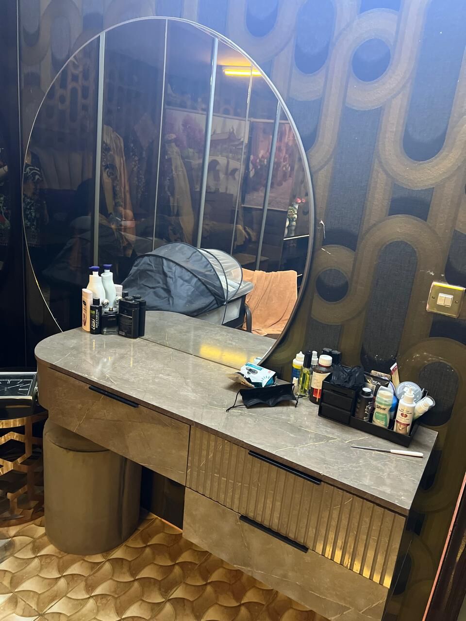 Al Wizarat, Furniture, SAR 5000,  For Sale: Premium Quality Bedroom Furniture Set