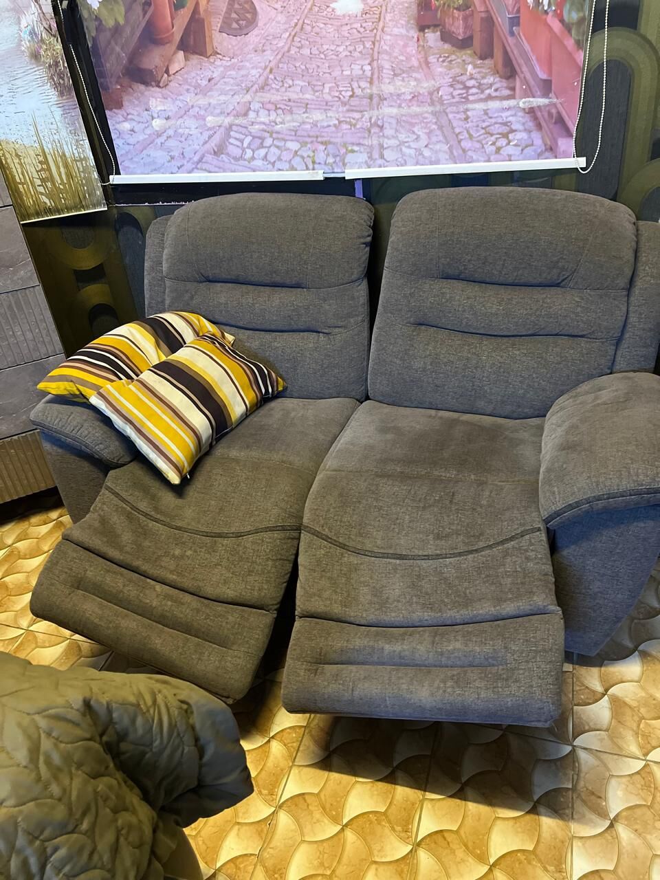 Al Wizarat, Furniture, SAR 5000,  For Sale: Premium Quality Bedroom Furniture Set