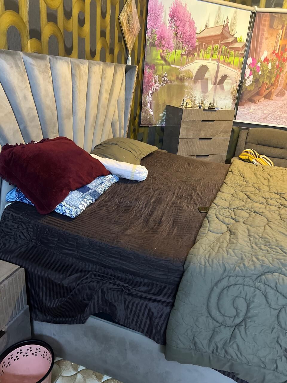 Al Wizarat, Furniture, SAR 5000,  For Sale: Premium Quality Bedroom Furniture Set