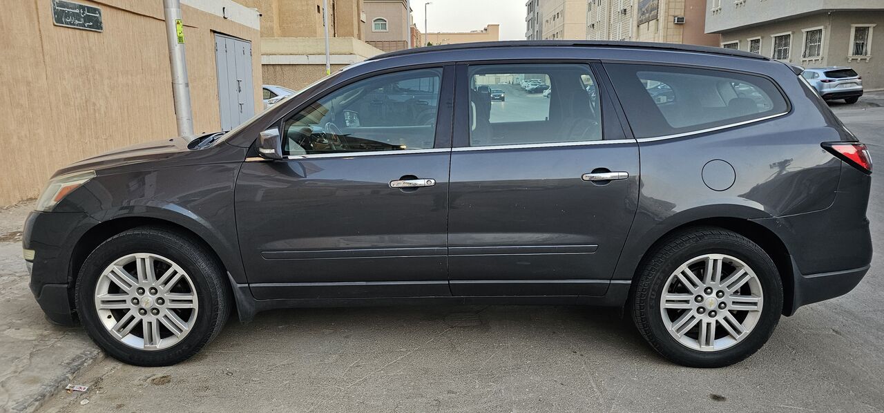 Riyadh, Vehicles, Cars & Trucks , SAR 38000,  Chevrolet Traverse LT,  2014,  Automatic,  220113 KM,