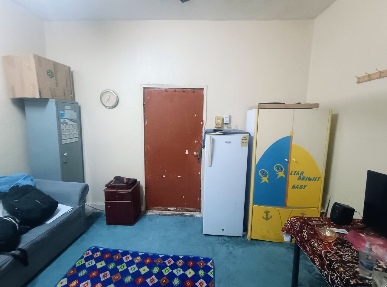 Dammam, Rooms for Rent, SAR 350/month,  Furnished,  Full Room Available In 2BHK - Adamah