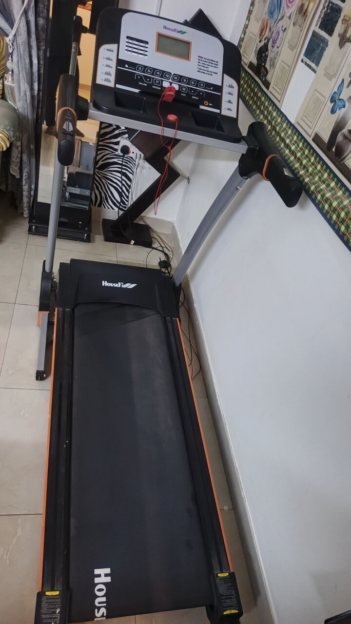 Al Wizarat, Items Wanted, For Sale: HouseFit Motorized Treadmill &ndash; Excellent Condition