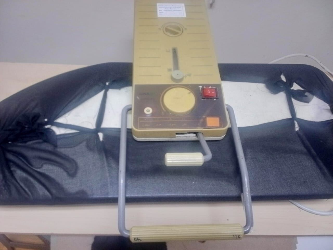 Al Safa, Electronics, SAR 500,  Steam Iron / Pressing Iron... Industrial Steam Iron With Ironing Board &ndash; Good Condition