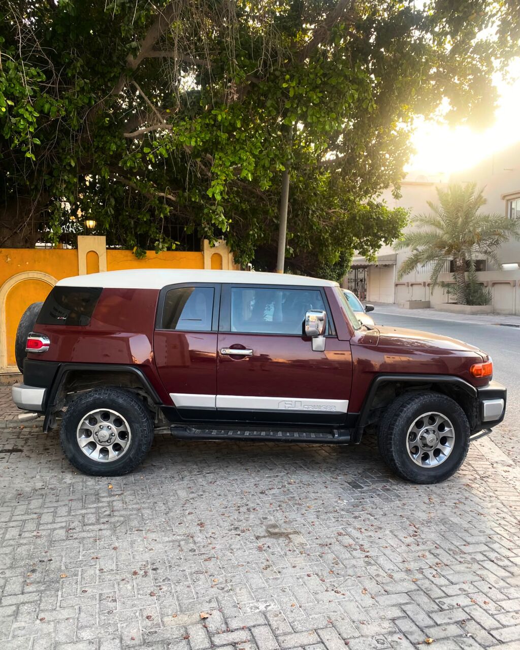 Zinj, Vehicles, Cars & Trucks , BHD 4800,  Toyota FJ Cruiser,  2011,  Automatic,  121139 KM,  - For Sale