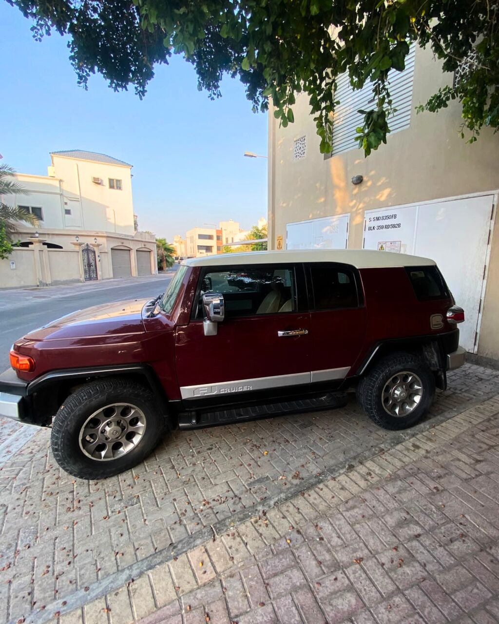 Zinj, Vehicles, Cars & Trucks , BHD 4800,  Toyota FJ Cruiser,  2011,  Automatic,  121139 KM,  - For Sale