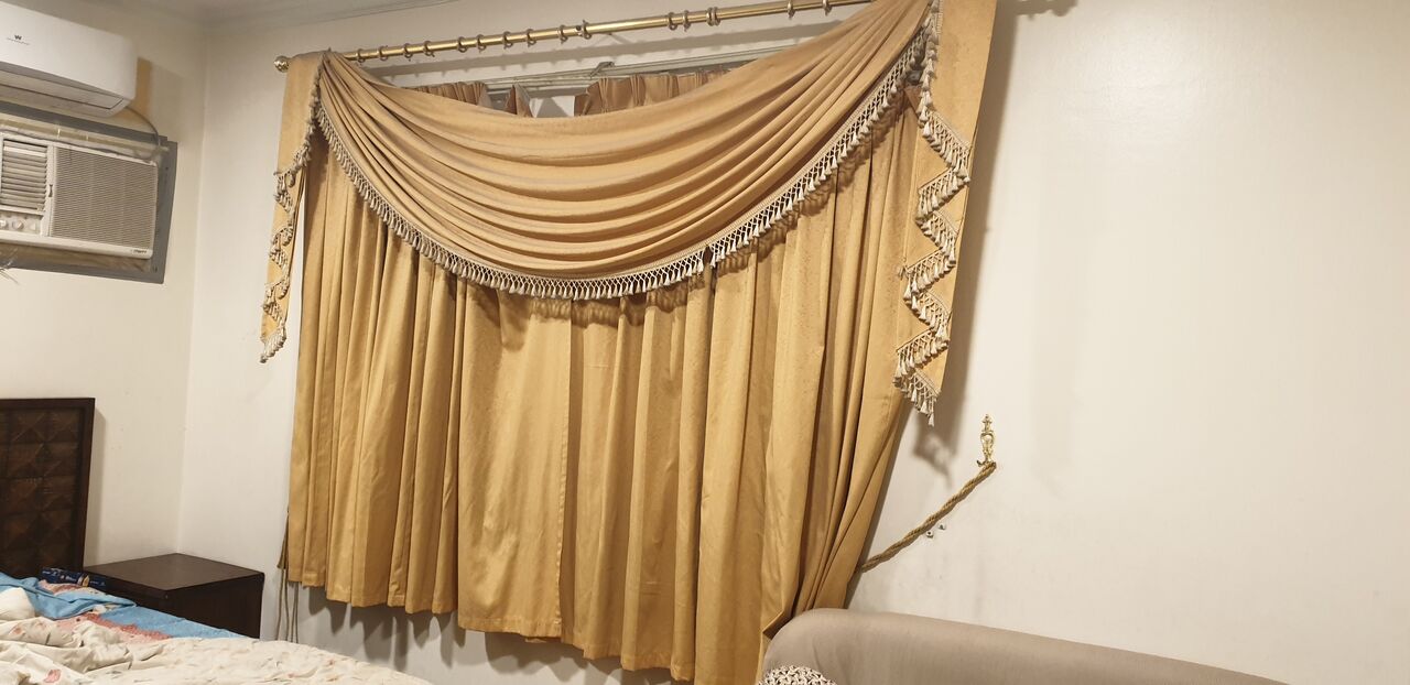 Al Malaz, Furniture, SAR 300,  For Sale Luxury Cloth Curtain