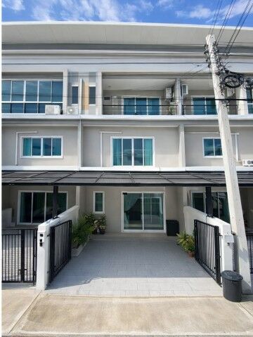 Bangkok, Villas, THB 16998,  17 Sq. Feet,  MRT Bang Phlu 1.29 Km. Bang Kruai-Sai Noi Road, Rattanathibet Townhome, 3 Floors, 3