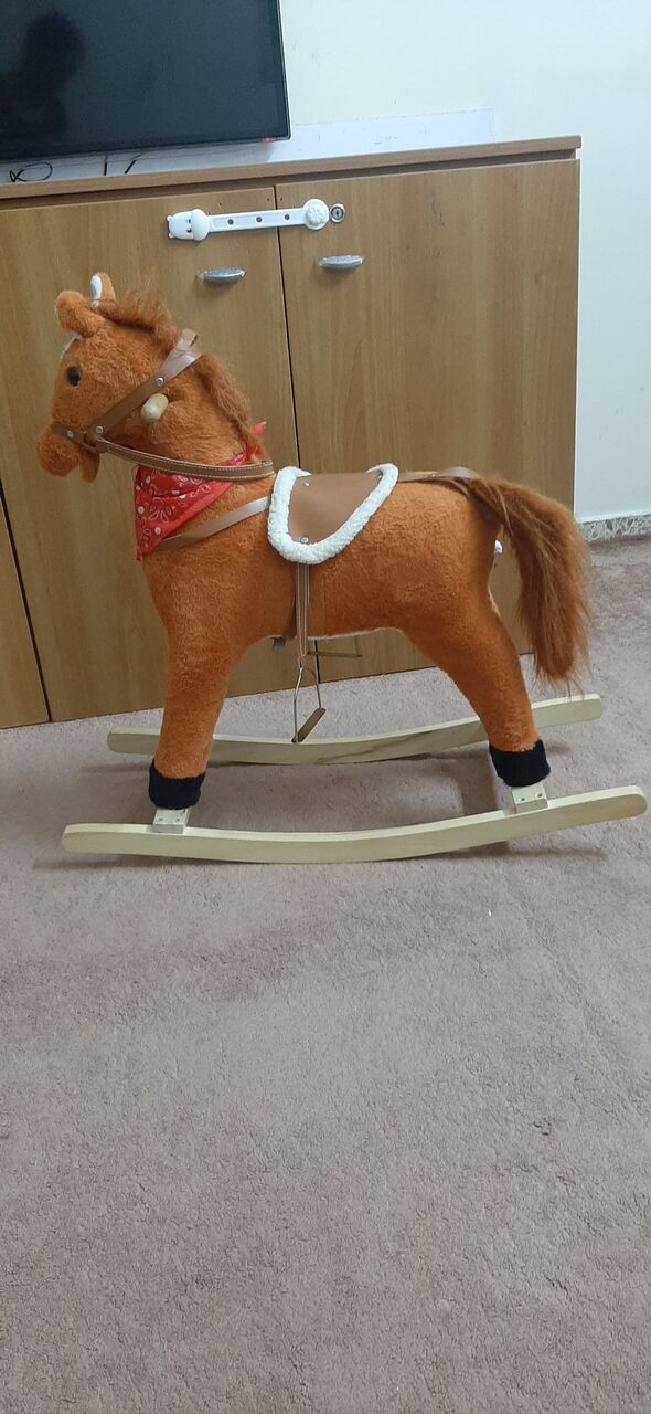 Muharraq, Baby & Kid Stuff, BHD 11,  Baby Swing For BD 3/- And Rocking Horse For Bd 8/- Only
