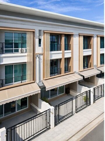 Bangkok, Villas, THB 26998,  17 Sq. Feet,  Townhome, 3 Floors, 3 Bedrooms, 3 Bathrooms, Size 16.5 Sq M, 200 Sq M, Near Big C,
