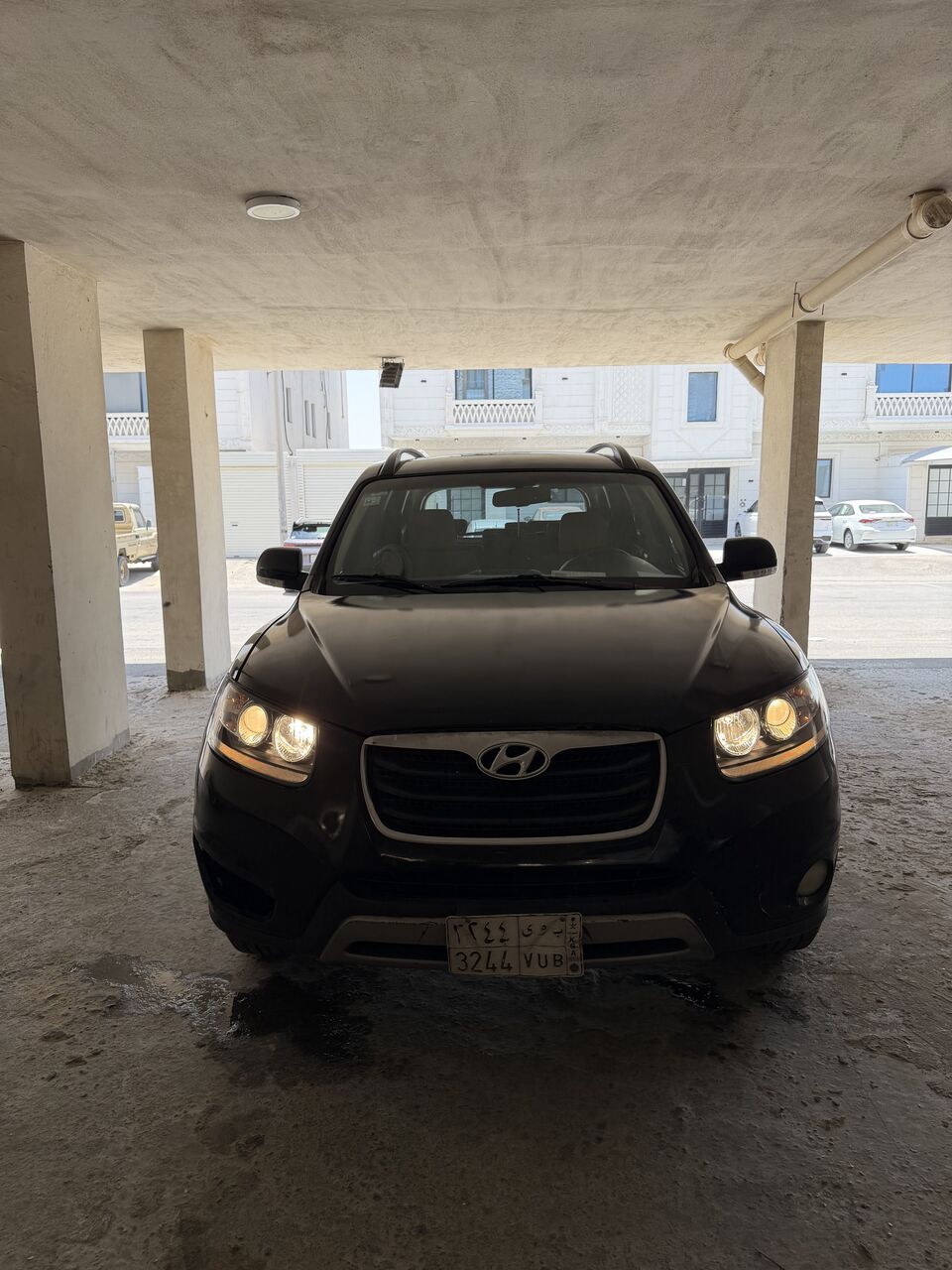 Dammam, Vehicles, Cars & Trucks , SAR 20000,  Hyundai Santa Fe,  2012,  Automatic,  466000 KM,