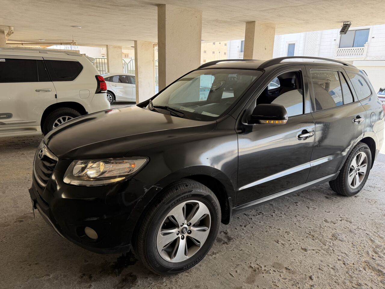 Dammam, Vehicles, Cars & Trucks , SAR 20000,  Hyundai Santa Fe,  2012,  Automatic,  466000 KM,