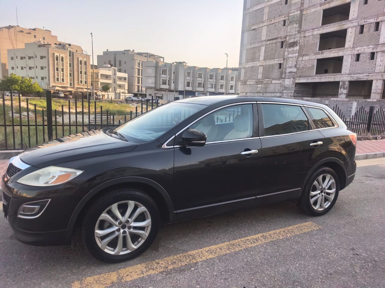Dammam, Vehicles, Cars & Trucks , SAR 32000,  Mazda CX-9 Full Option Black Color,  2012,  Automatic,  207000 KM,  Mazda CX9 Full Option