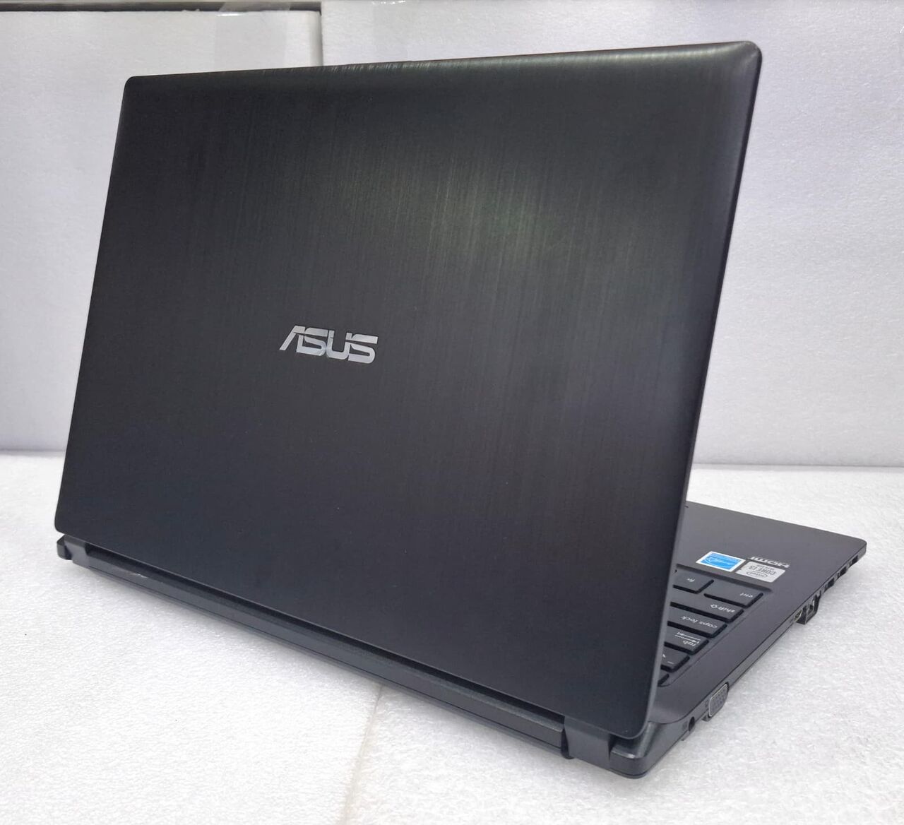 Muharraq, Computers, BHD 78,  ASUS 10th Generation Intel Core I3 Laptop 14" FHD Screen 8GB RAM 256GB SSD Ready OS 11 Pro