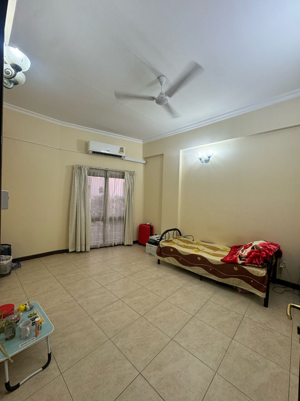 Manama, Apartments, Flats, Houses & Villas, BHD 70/month,  2 BR,  2 Rooms For Rent In A Furnished 3BHK Flat &ndash; Bughazal