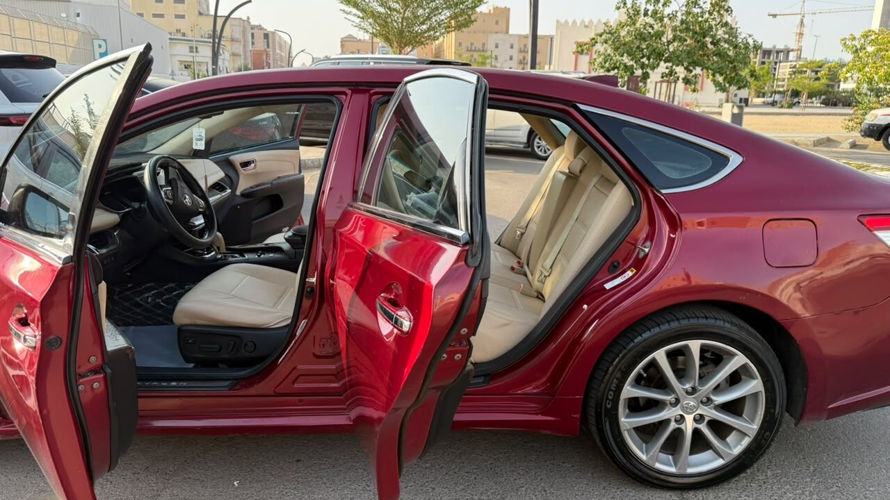 Jeddah, Vehicles, Cars & Trucks , SAR 65000,  Toyota Avalon,  2015,  Automatic,  184000 KM,    Full Option 🇺🇸 American Made